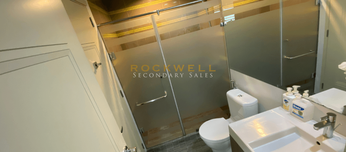 Edades Tower 3BR Loft 161SQM