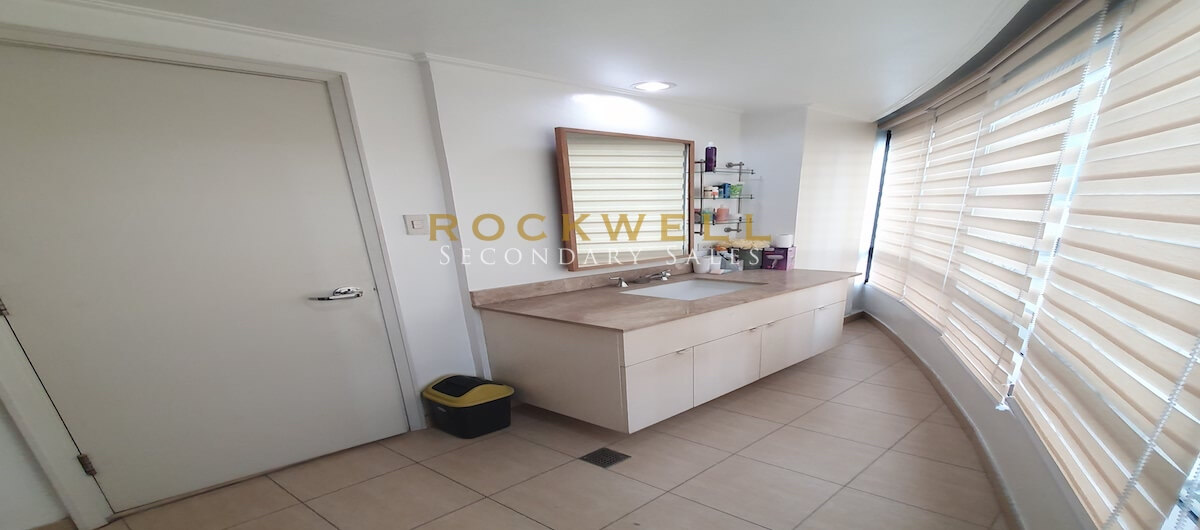 Joya South Tower 1BR 120SQM