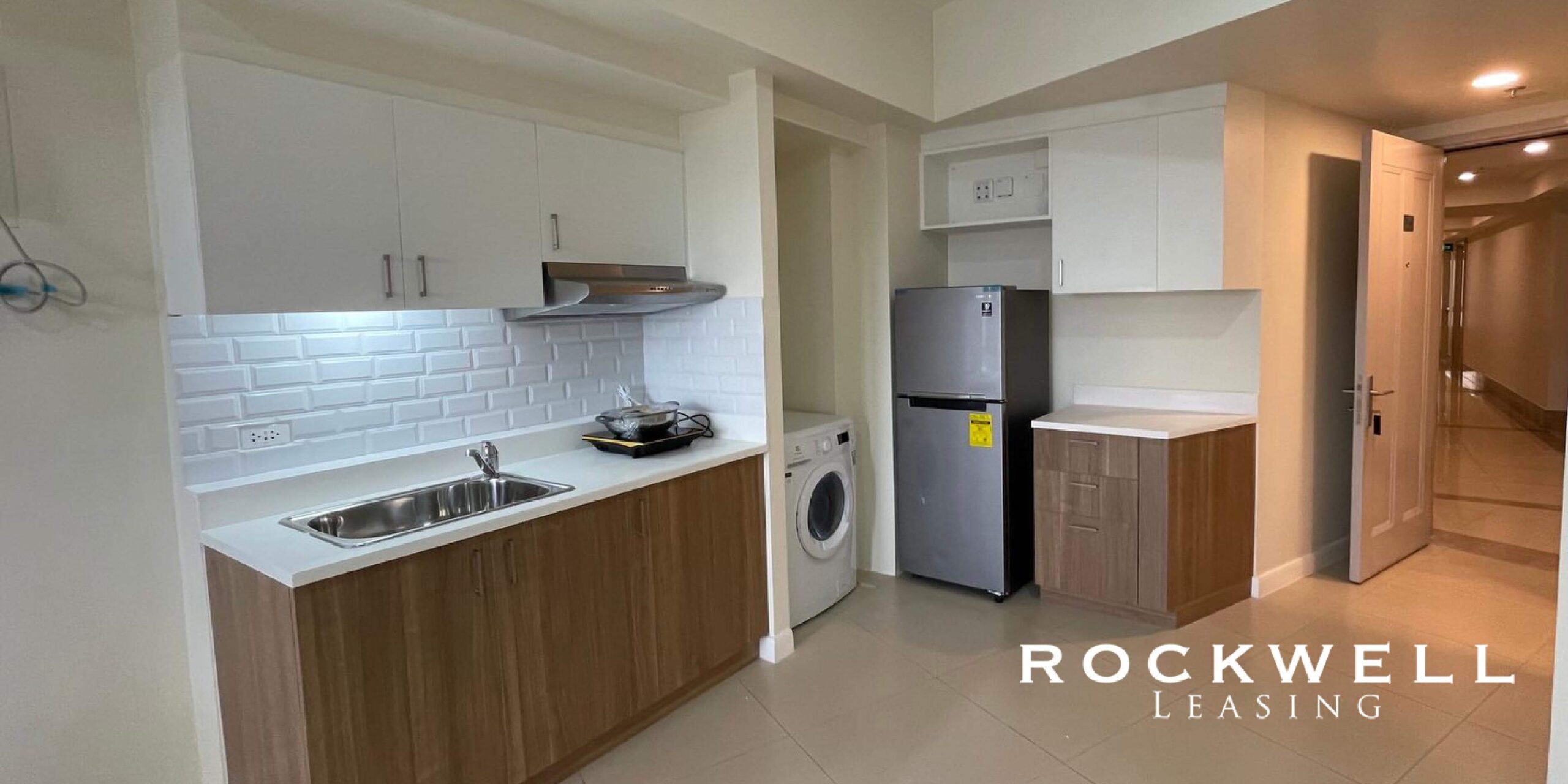 The Vantage West Tower 1BR 43SQM