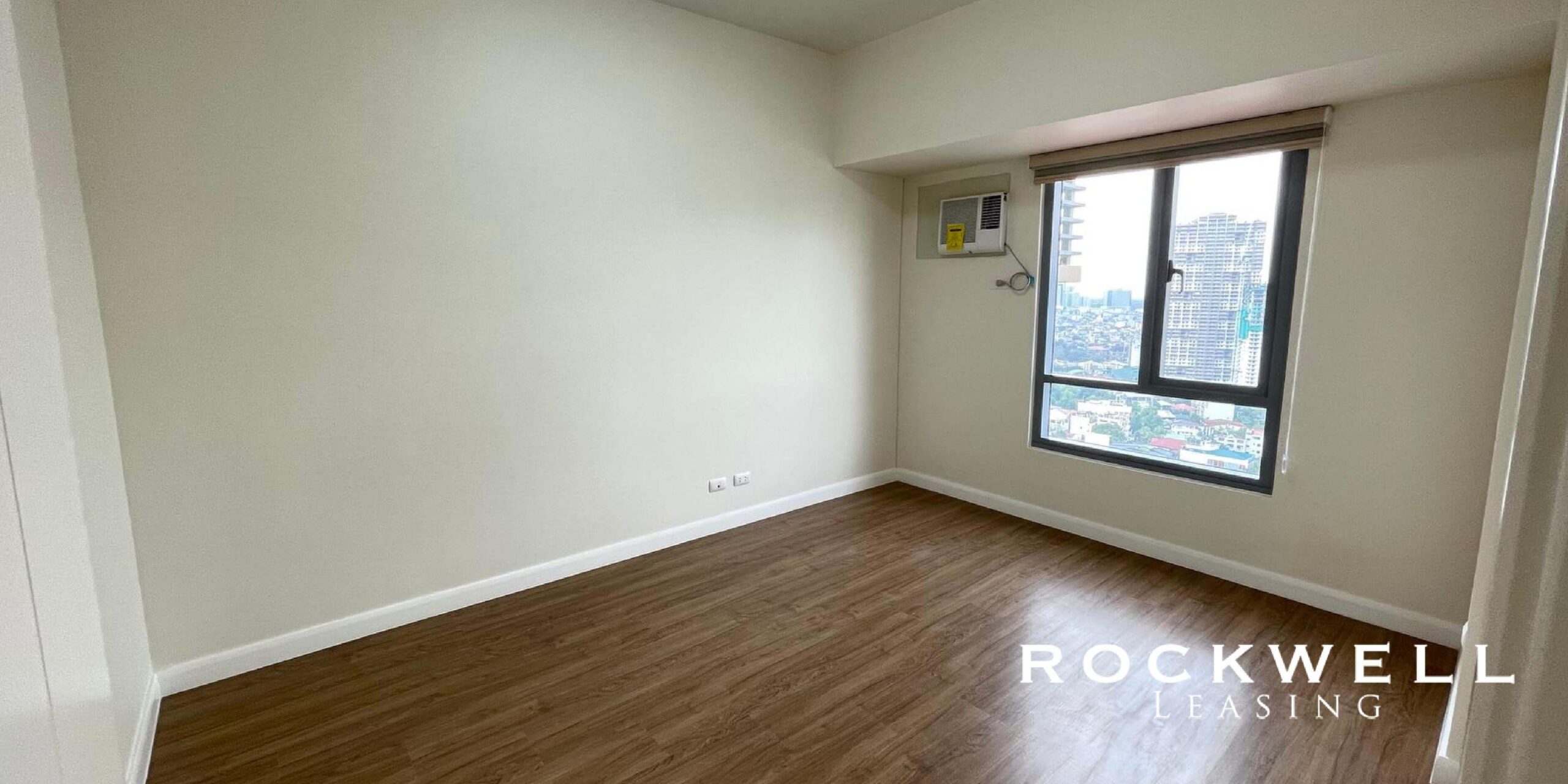 The Vantage West Tower 1BR 43SQM