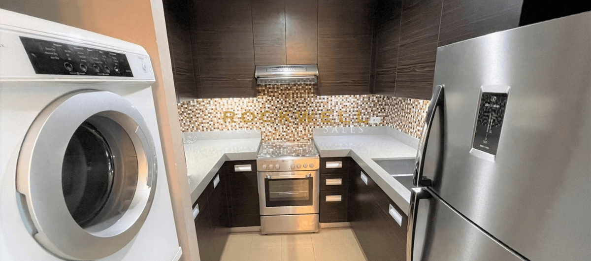 Edades 1BR 65SQM