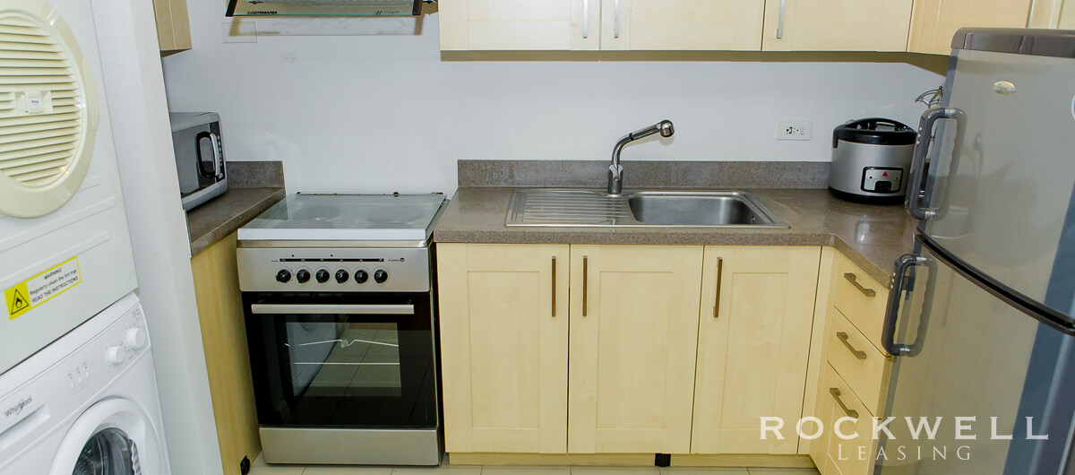 One Rockwell East 1BR 52SQM