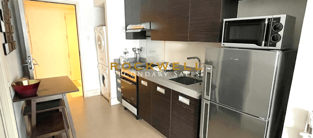 Edades Tower Studio 33SQM