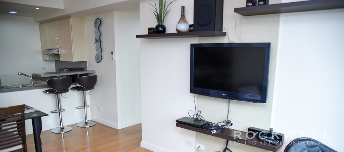 One Rockwell 1BR FLAT 70SQM