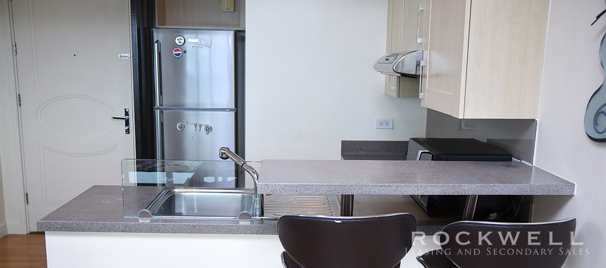 One Rockwell 1BR FLAT 70SQM
