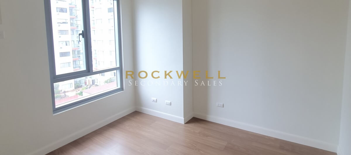 Vantage West 2BR 60SQM