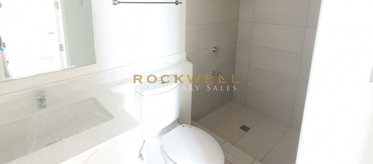 Vantage West 2BR 60SQM